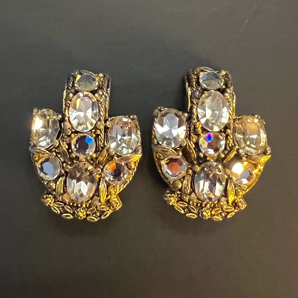 Blythe & Blythe Vintage Gold Tone Rhinestone Clip Earrings